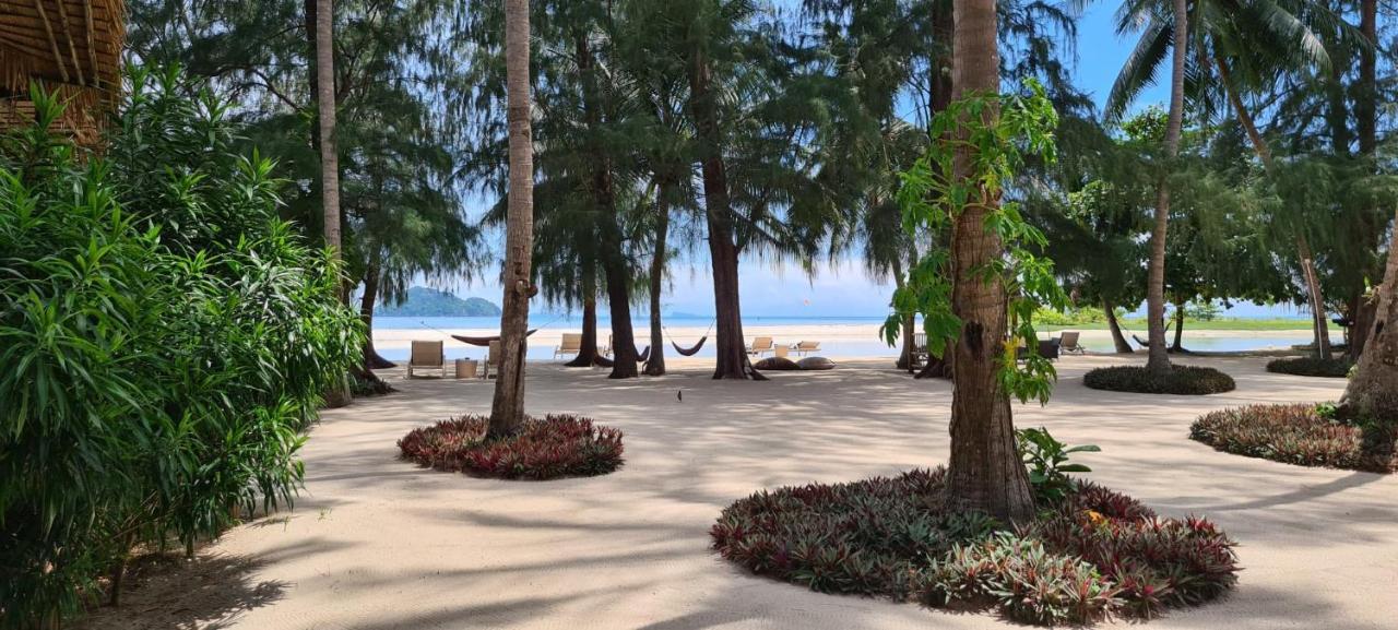 Angkana Hotel Bungalows Thong Sala Bagian luar foto