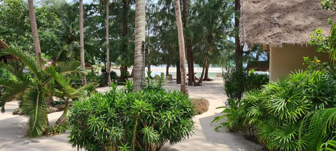 Angkana Hotel Bungalows Thong Sala Bagian luar foto