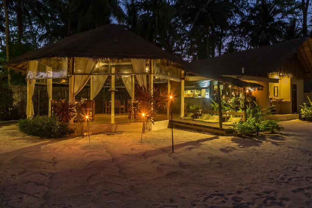 Angkana Hotel Bungalows Thong Sala Bagian luar foto