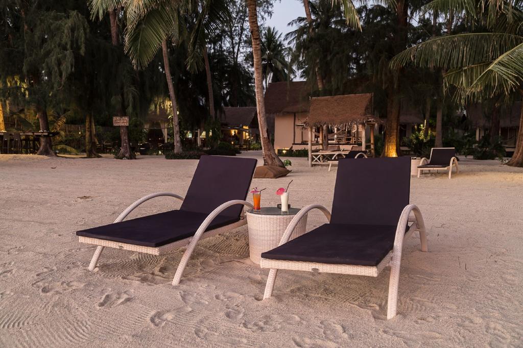 Angkana Hotel Bungalows Thong Sala Bagian luar foto