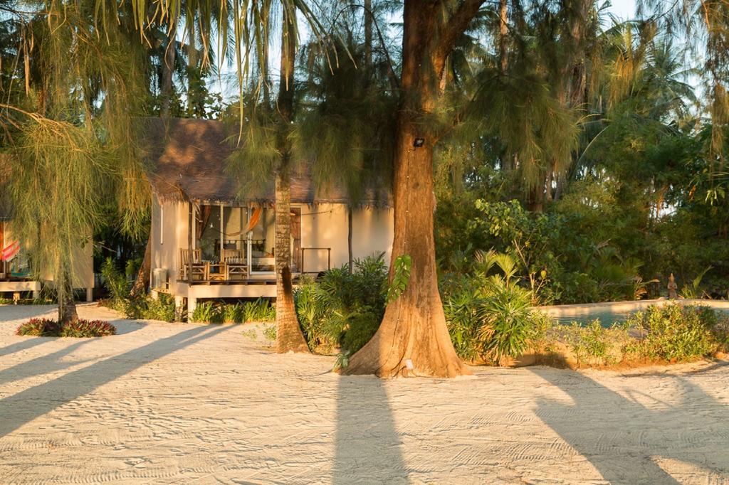 Angkana Hotel Bungalows Thong Sala Bagian luar foto